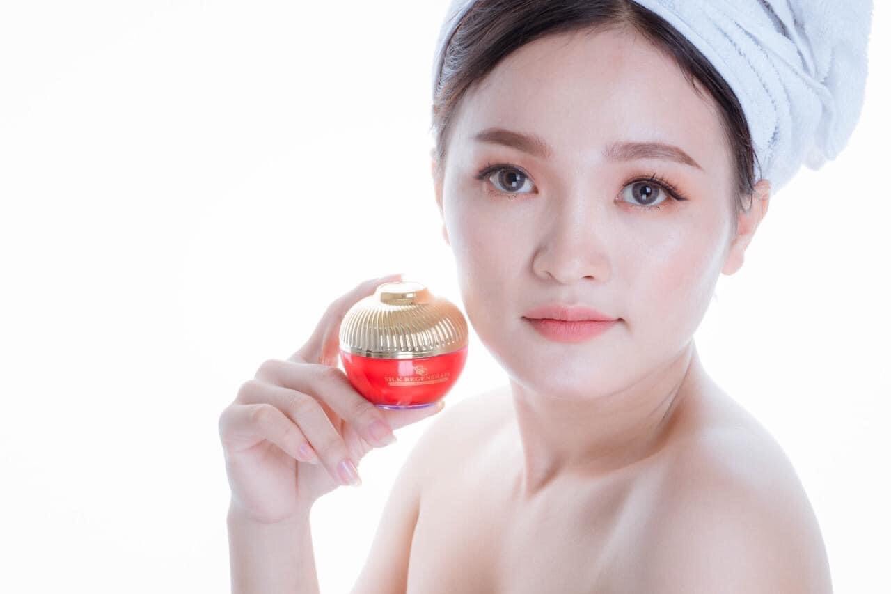 Kem dưỡng trắng da sica white ( face lụa)