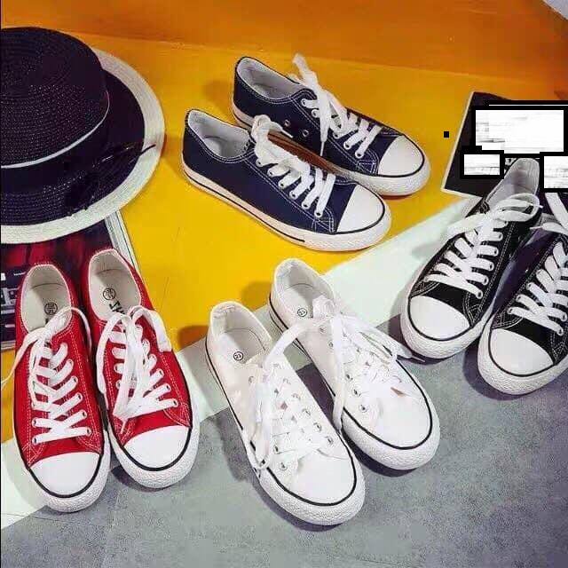 Giày sneaker nữ