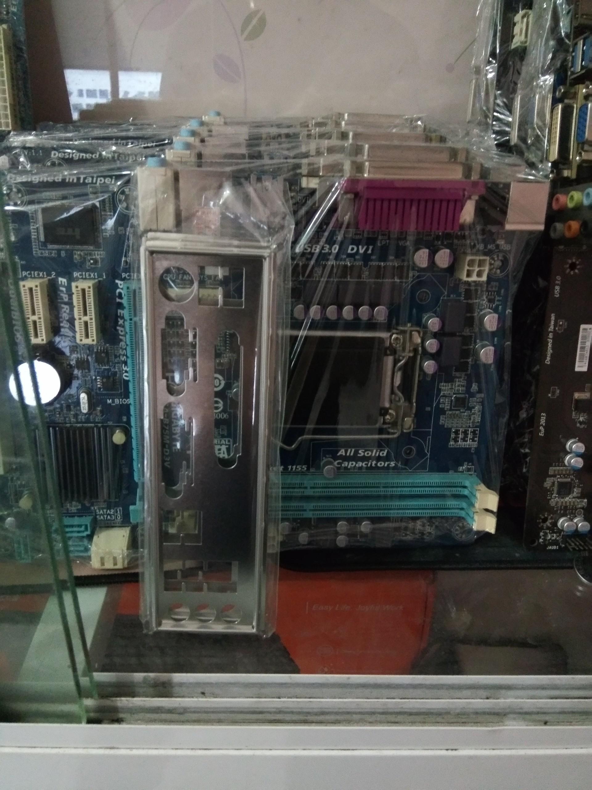 Main Gigabyte B75M D3V socket 1155 sáng đẹp đủ chặn main b75 main b75