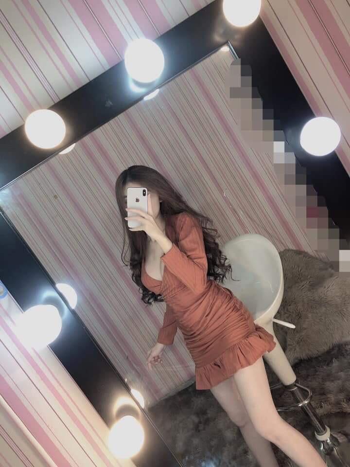 [HCM]ĐẦM THUN GÂN ĐUÔI CÁ CỔ  V  SIÊU SANG CHẢNH M002