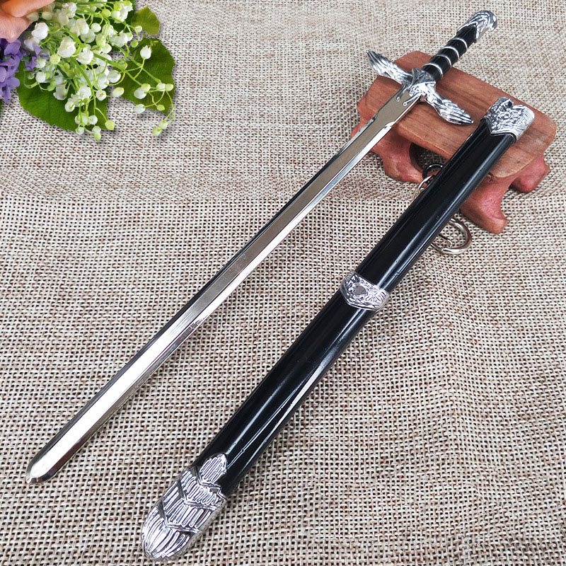 Móc Khóa Kiếm Assasin