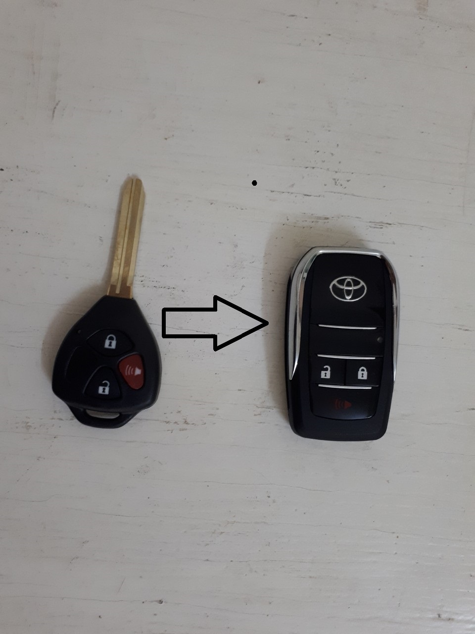 Độ vỏ chìa khóa Toyota gập, độ vỏ chìa khóa từ xe Toyota, vỏ chìa khóa remote toyota vios, innova, camry, các dòng xe Toyota