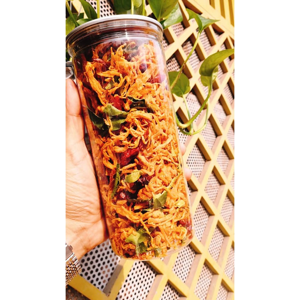 LON PET 300gr khô gà lá chanh