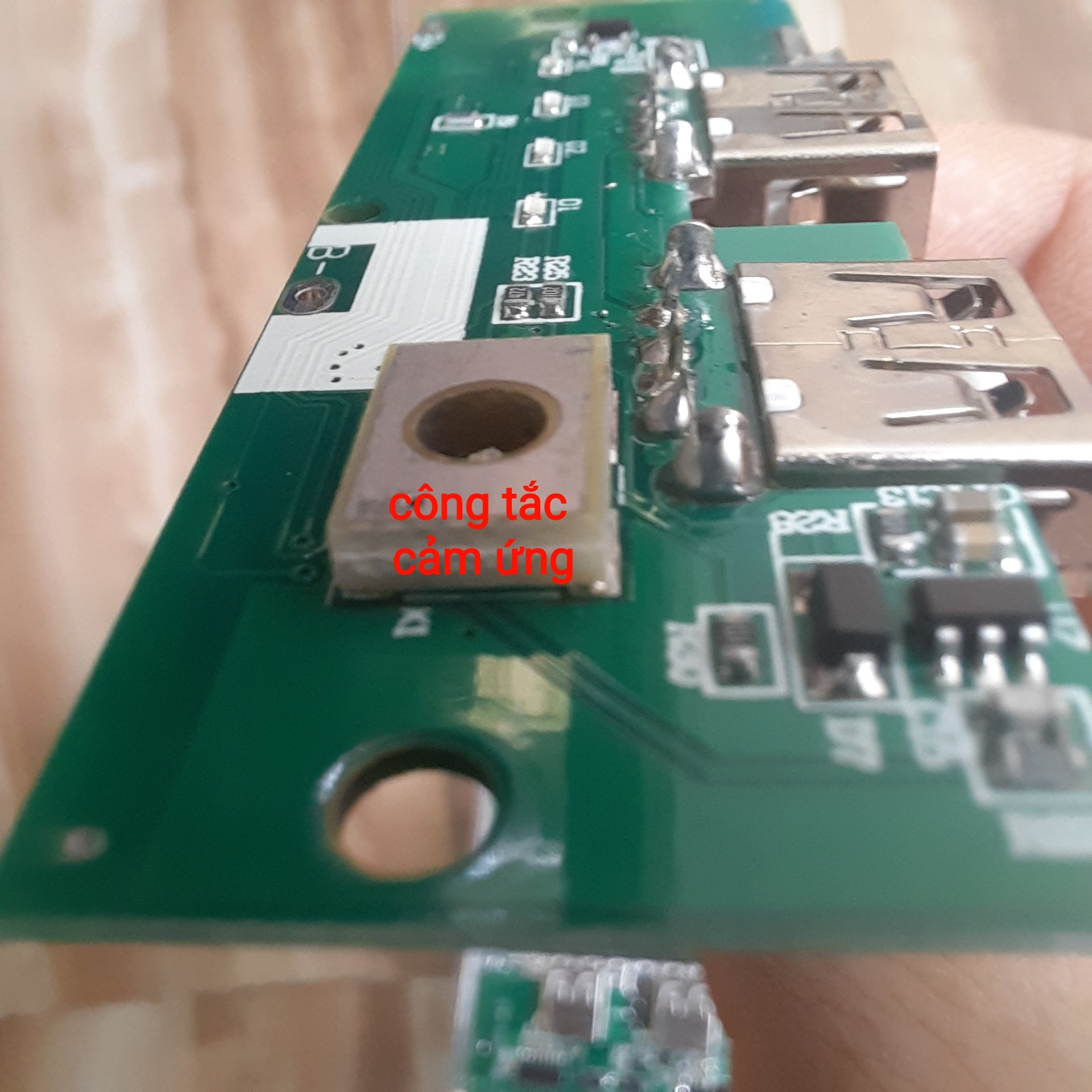mạch sạc dự phòng 5v/2A mới tồn kho 99%(công tắc nguồn cảm ứng)