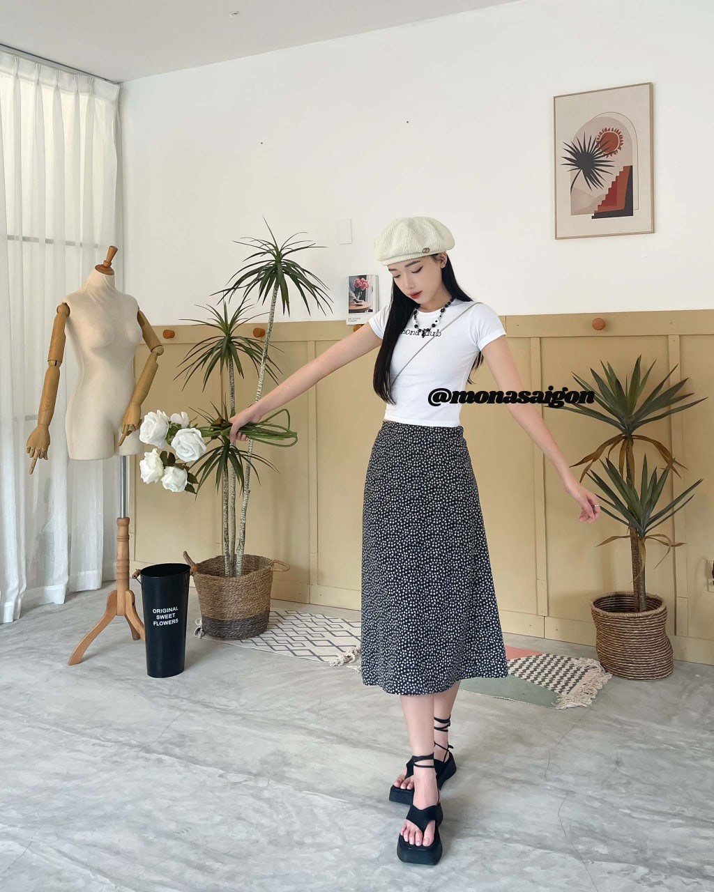 [VOUCHER 12%/149K] Áo croptop thun MONÁ - KLUB
