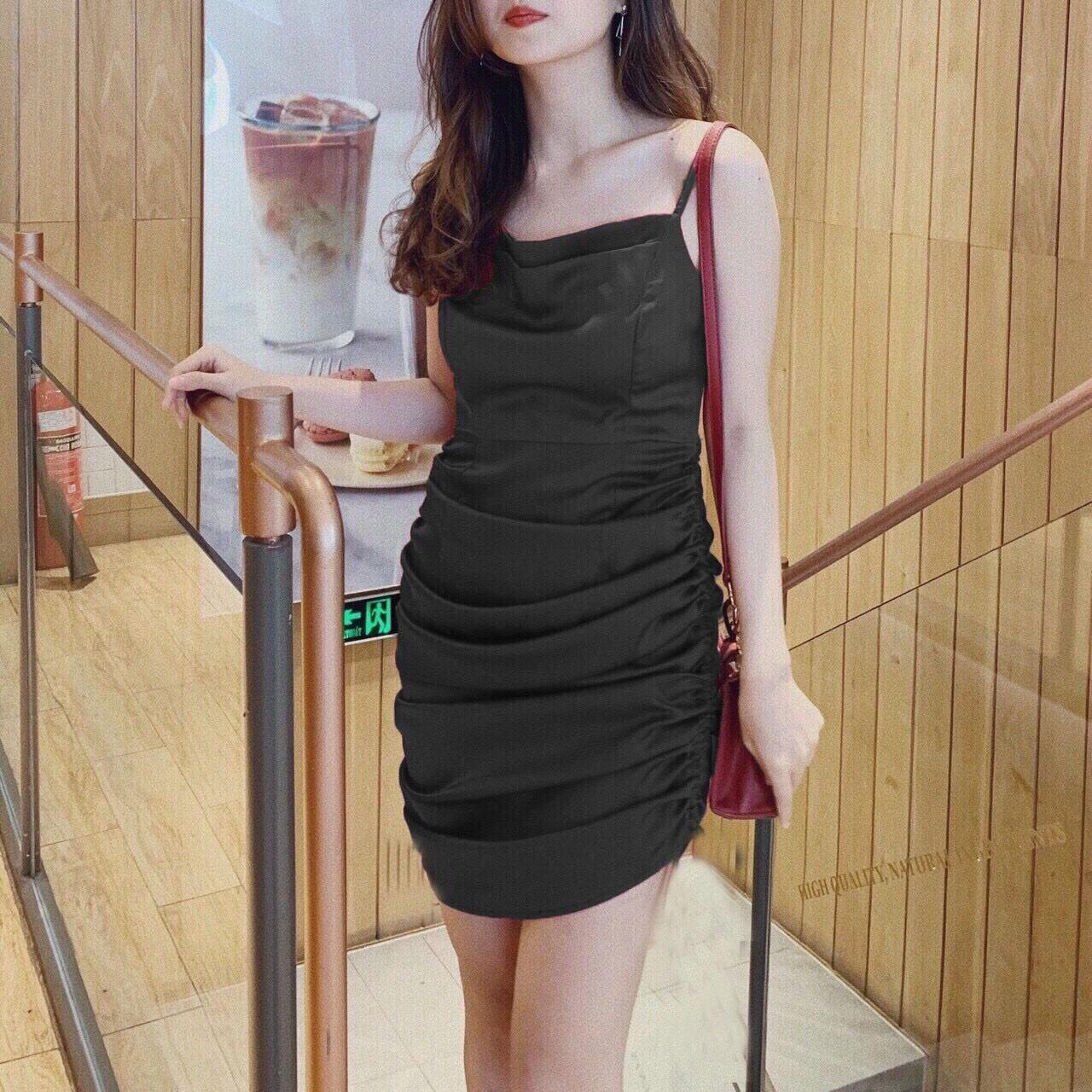 Đầm nhún lụa rút dây hai bên cực xinh -tt081903