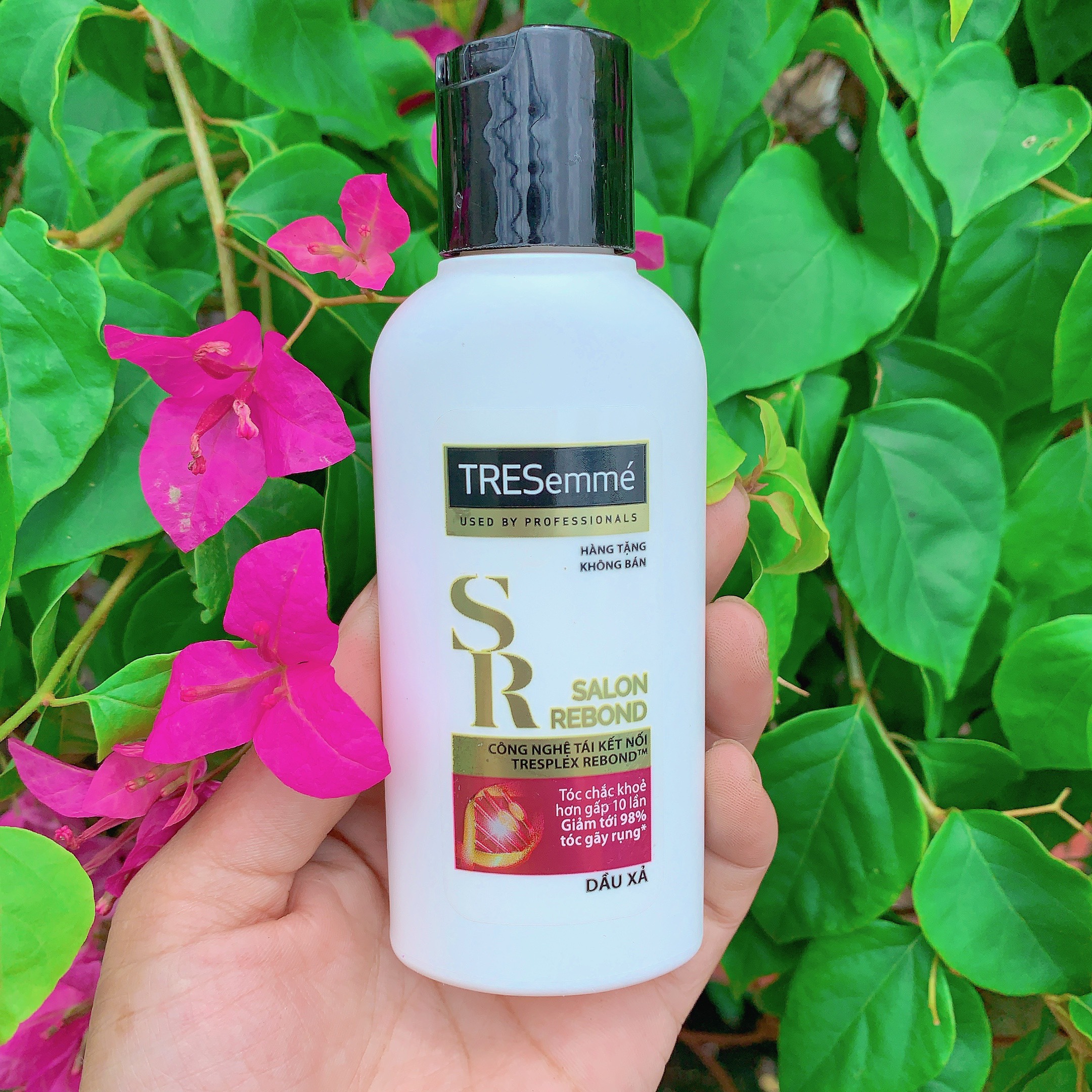 Set 2 chai dầu gội xả du lịch Tresemmé 70g