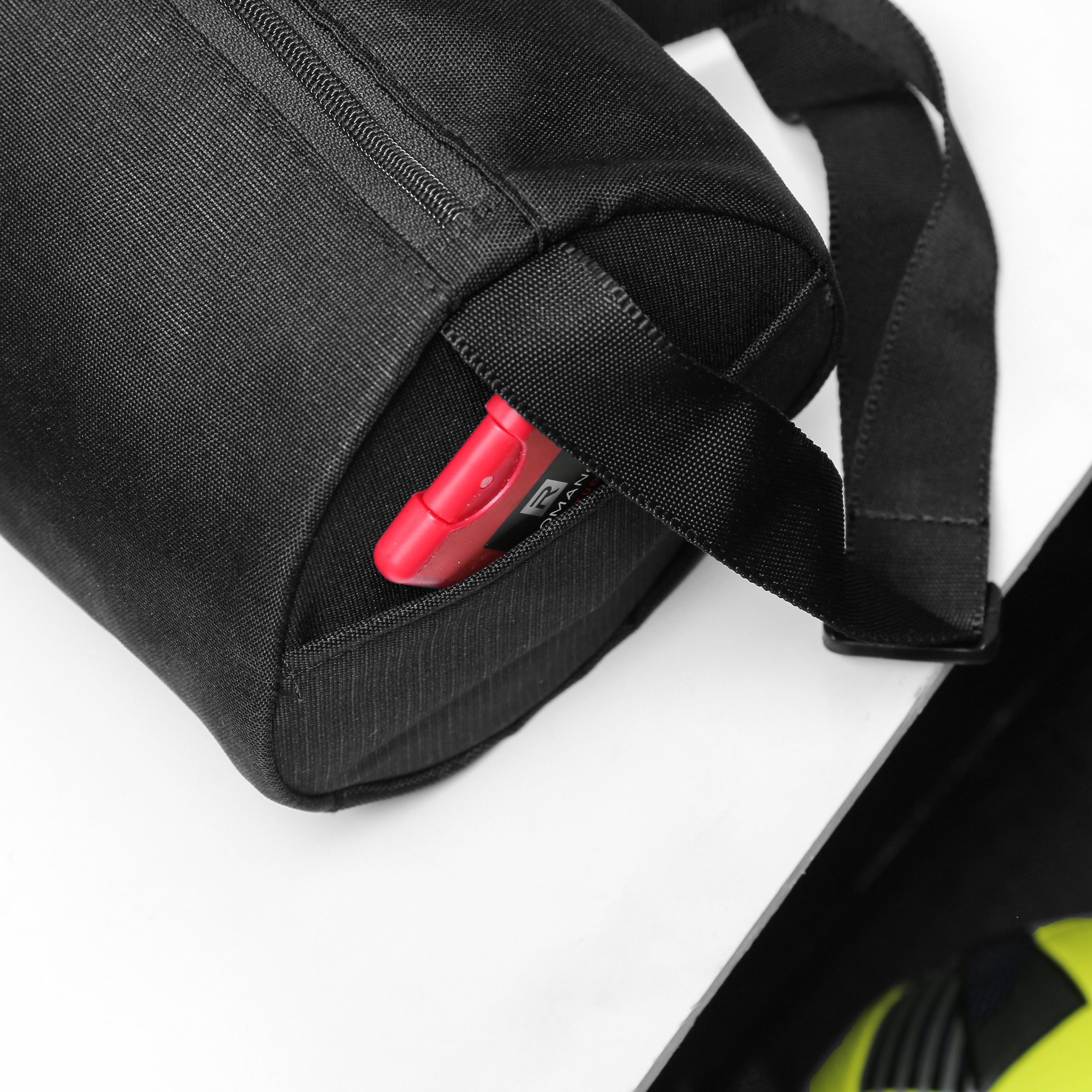 Túi trống  mini duffel bag.