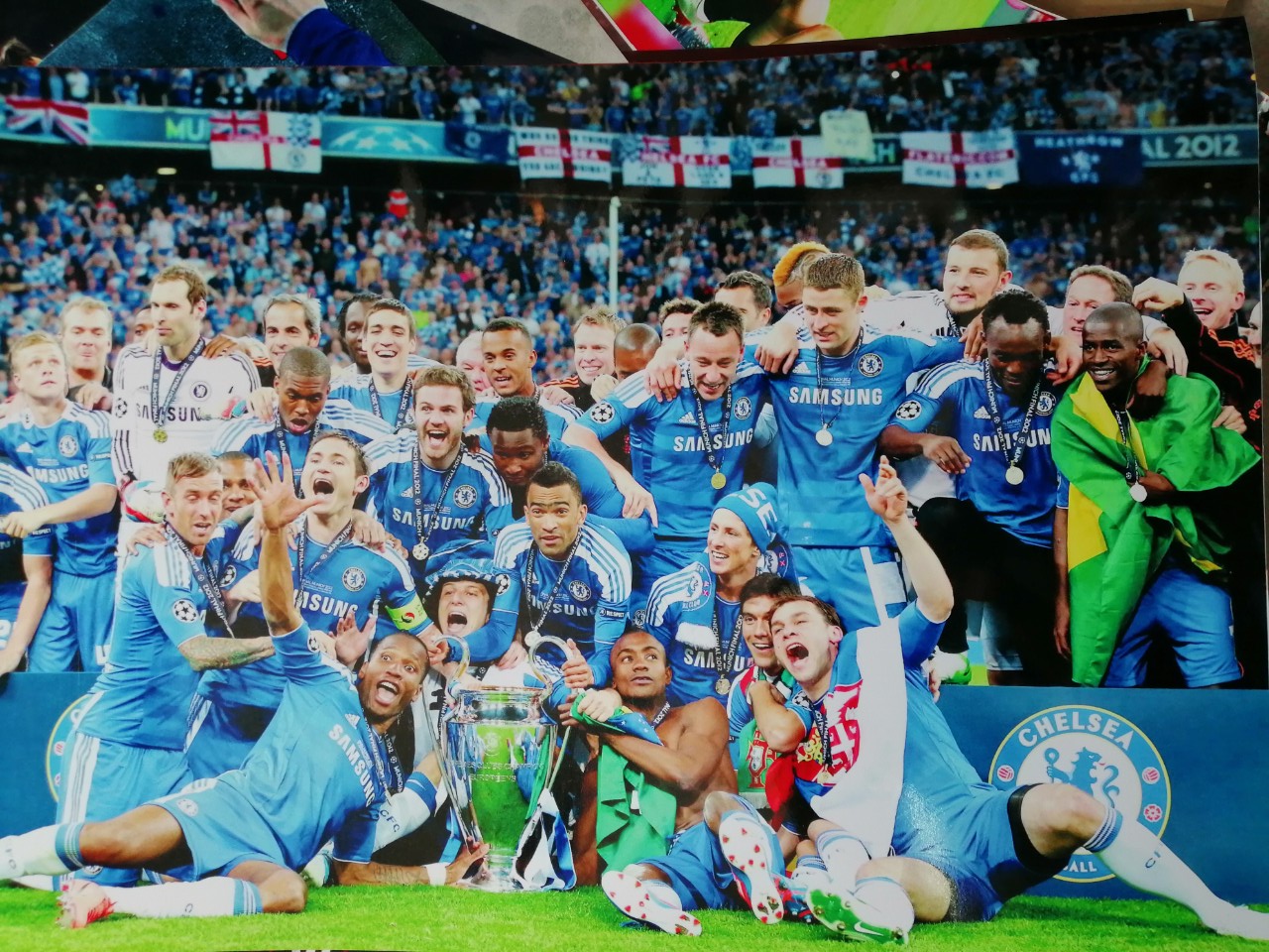 Decal dán tường Chelsea