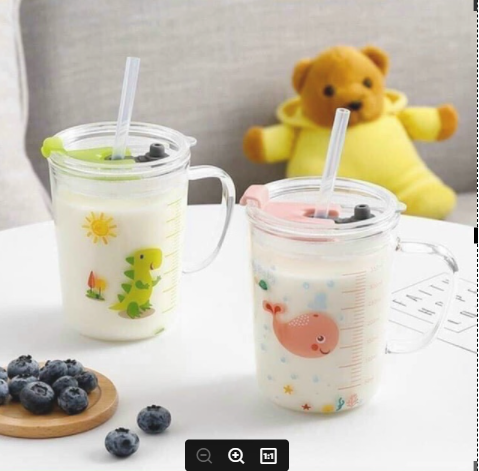 Ly Thủy Tinh Có Nắp Chia Vạch Ml