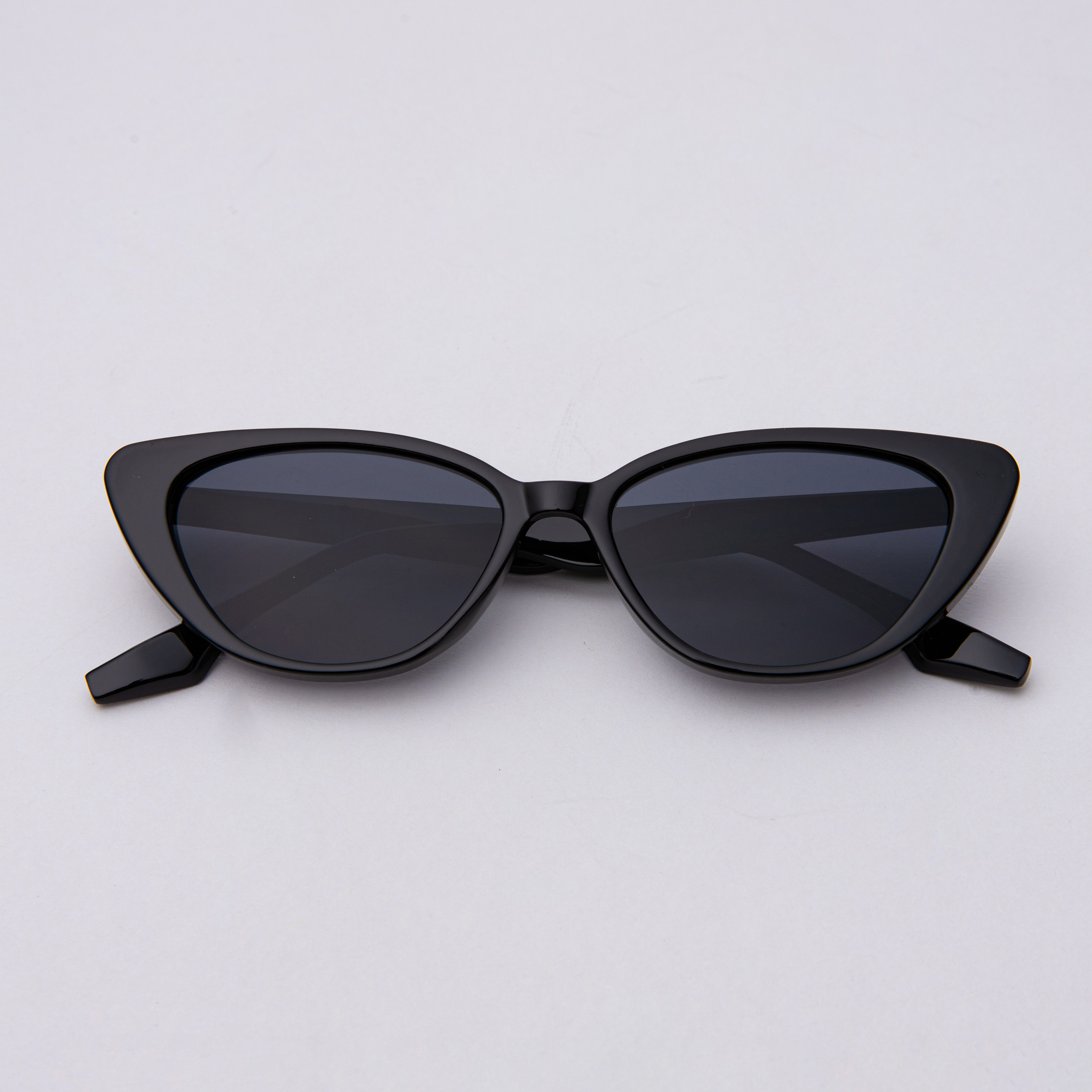 Kính râm mắt mèo Trendy hot 2023 - Kr009