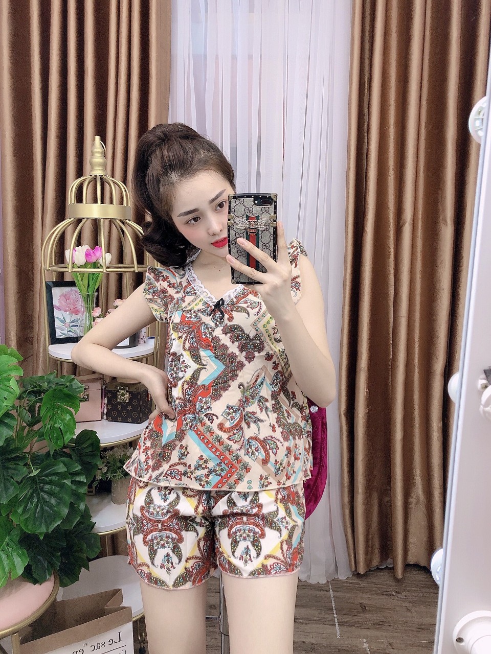 ĐỒ BỘ NGỦ PHI BÓNG 2 DÂY PHỐI REN NGỰC LỤA THỔ CẨM NHIỀU MÀU THOẢI MÁIQUYẾN RŨ 06