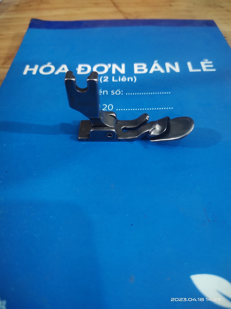 Chân vịt gấp mép đủ sai số