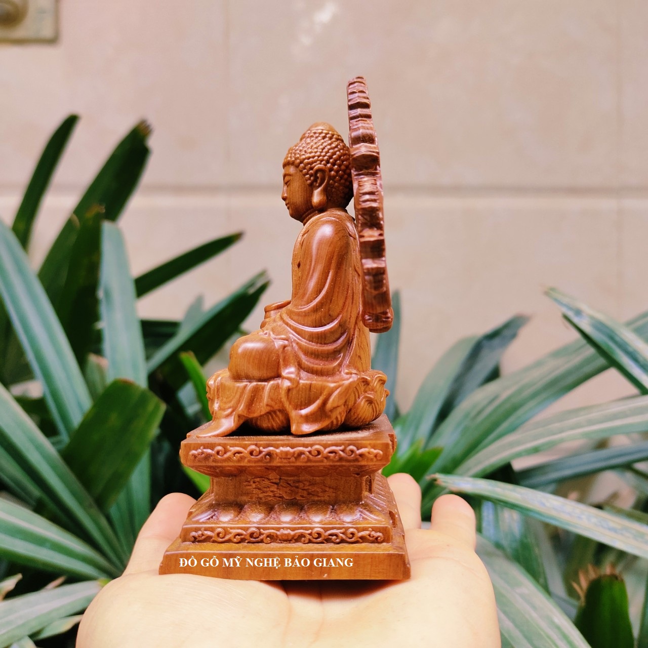 Tượng phật a di đà gỗ bách xanh