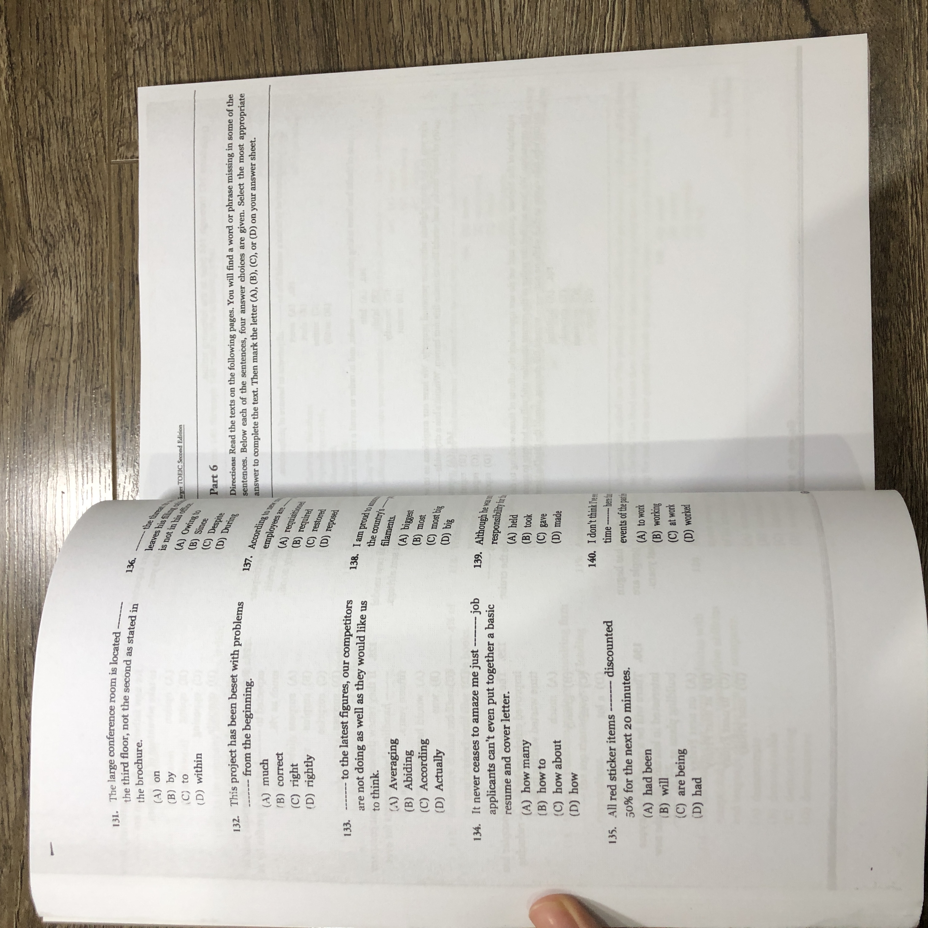 Sách Target TOEIC ,file nghe được gửi qua mail
