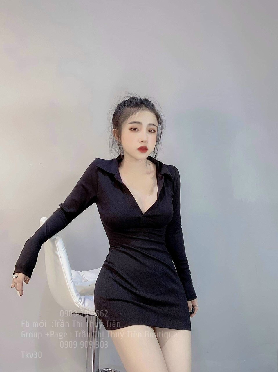 Đầm thun body cổ trụ tay dài