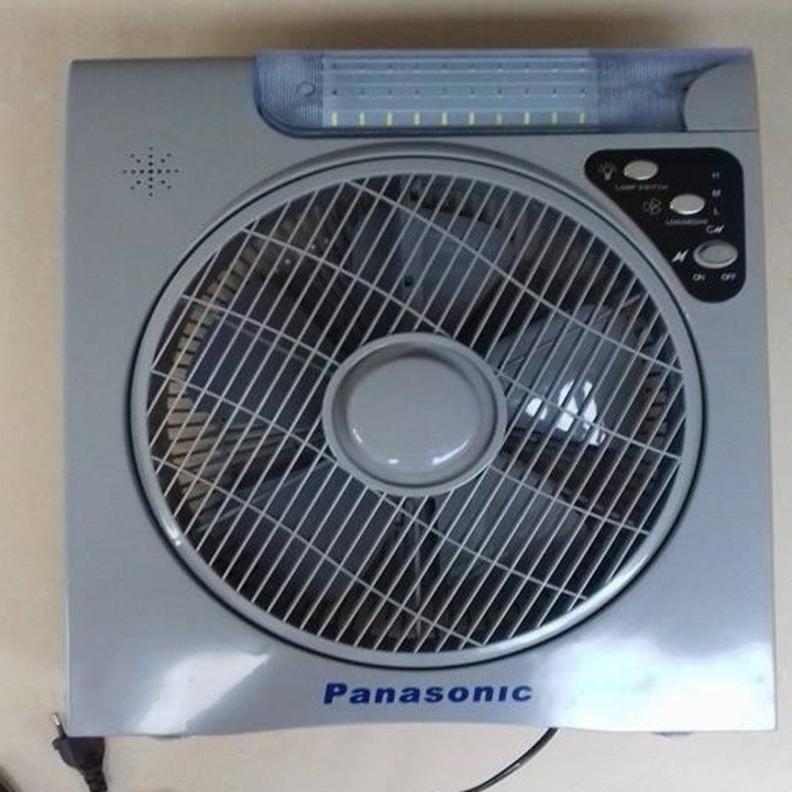 Quạt Tích Điện Pana 6969