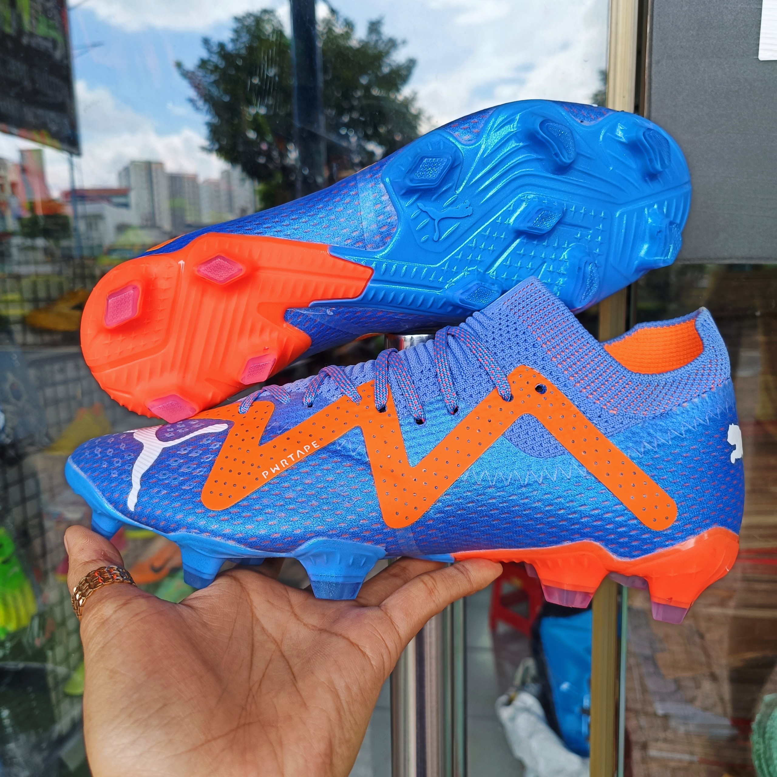 giày đá bóng puma Future Ultimate cage fg ( tặng tất + túi rút +hộp )
