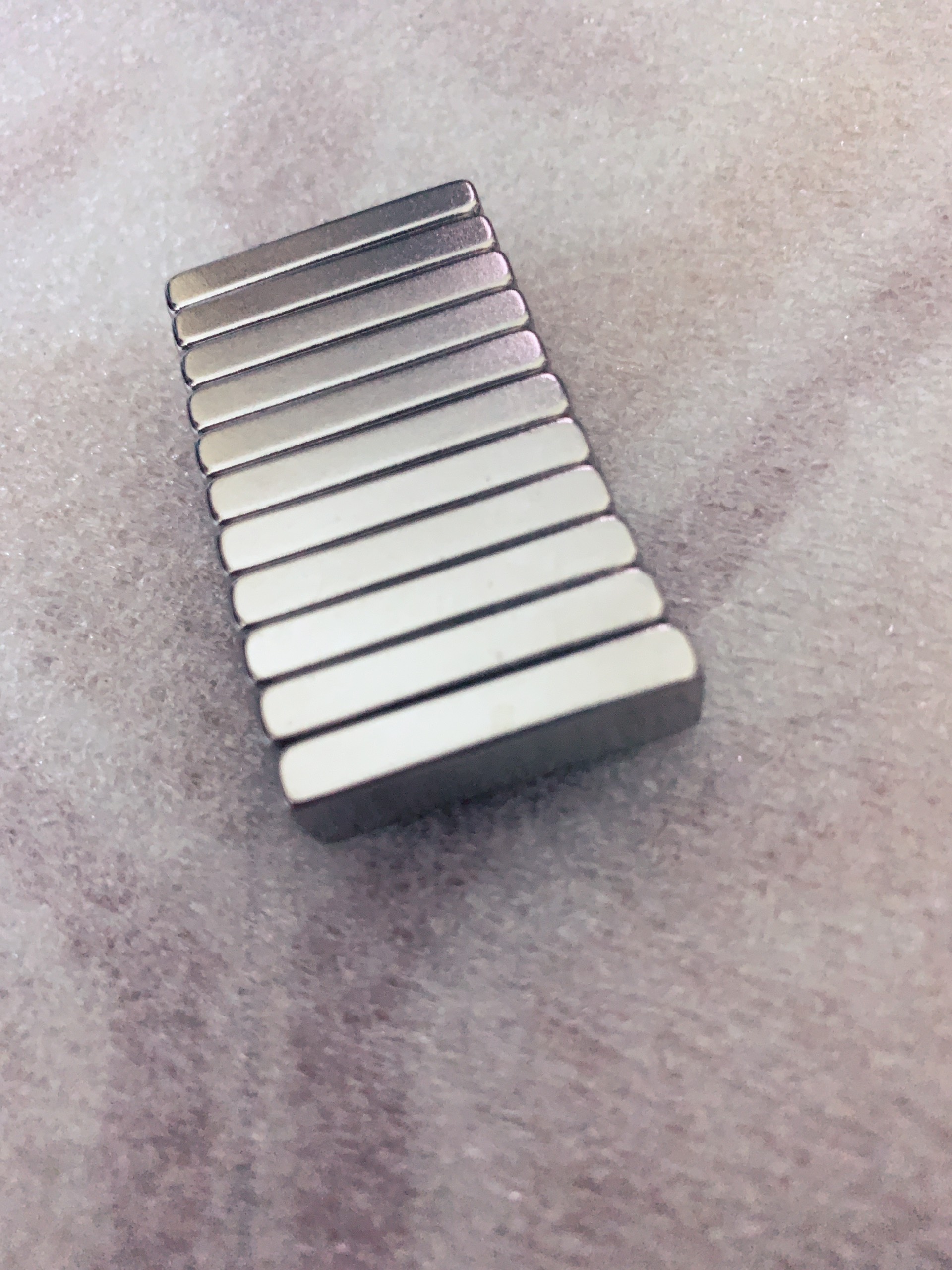Nam châm đất hiếm kích thước 30x10x5mm ( set 5 viên )