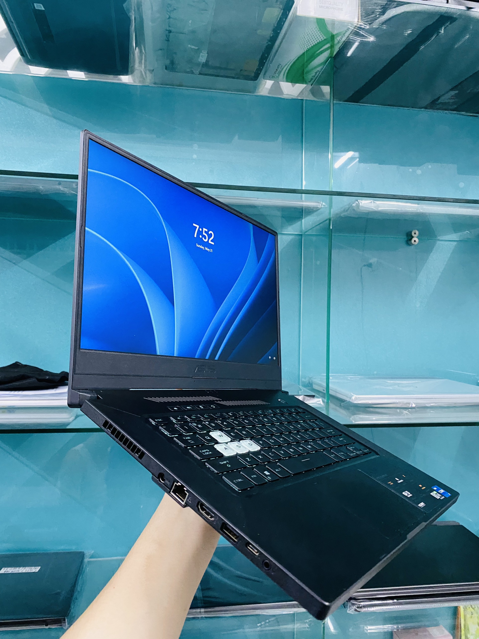 Laptop ASUS TUF DASH 2021