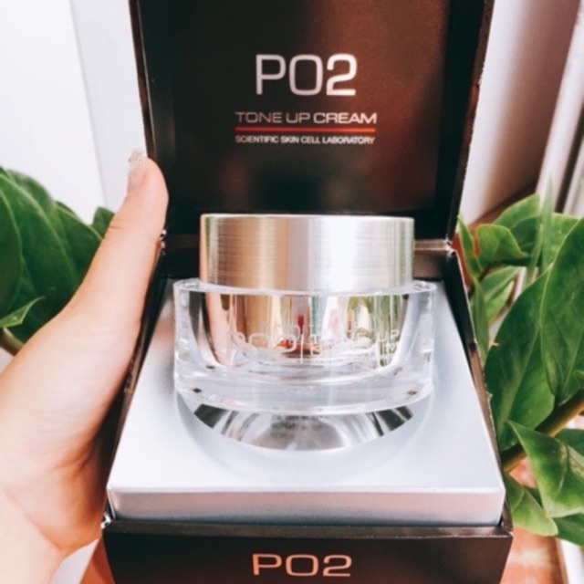 Kem duỡng trắng da po2 tone up cream