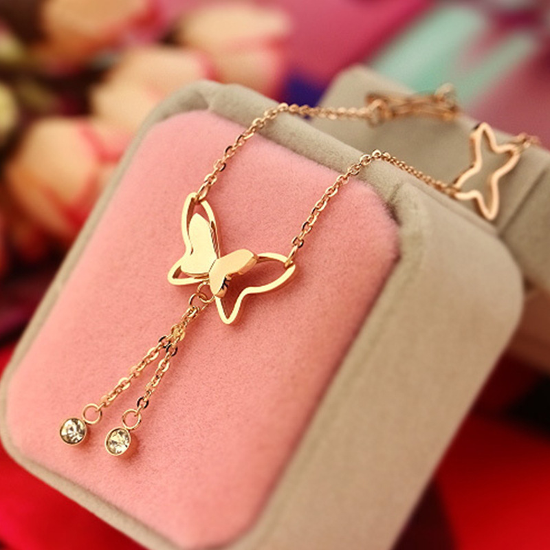 Lắc Chân Nữ Phong Cách Hàn Quốc