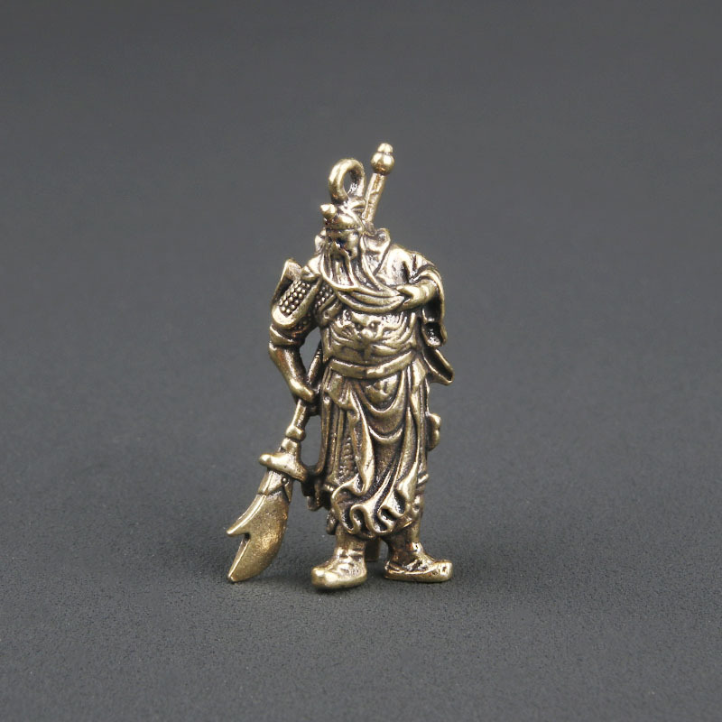 Tượng Nhỏ Bằng Đồng Hình Quan Công Cầm Đao Kiếm, Móc Khóa (Kích Thước: 4.4 x 2.1cm)
