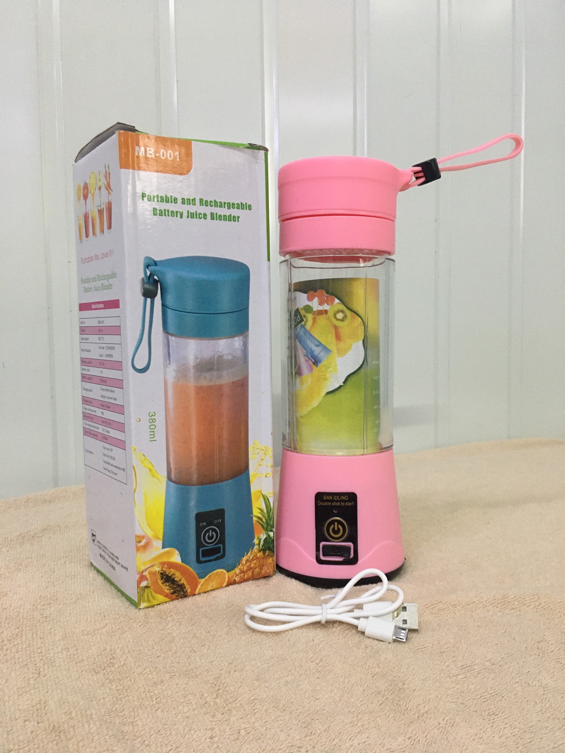 Máy Xay Sinh Tố Mini Tích Điện Cầm Tay E0403