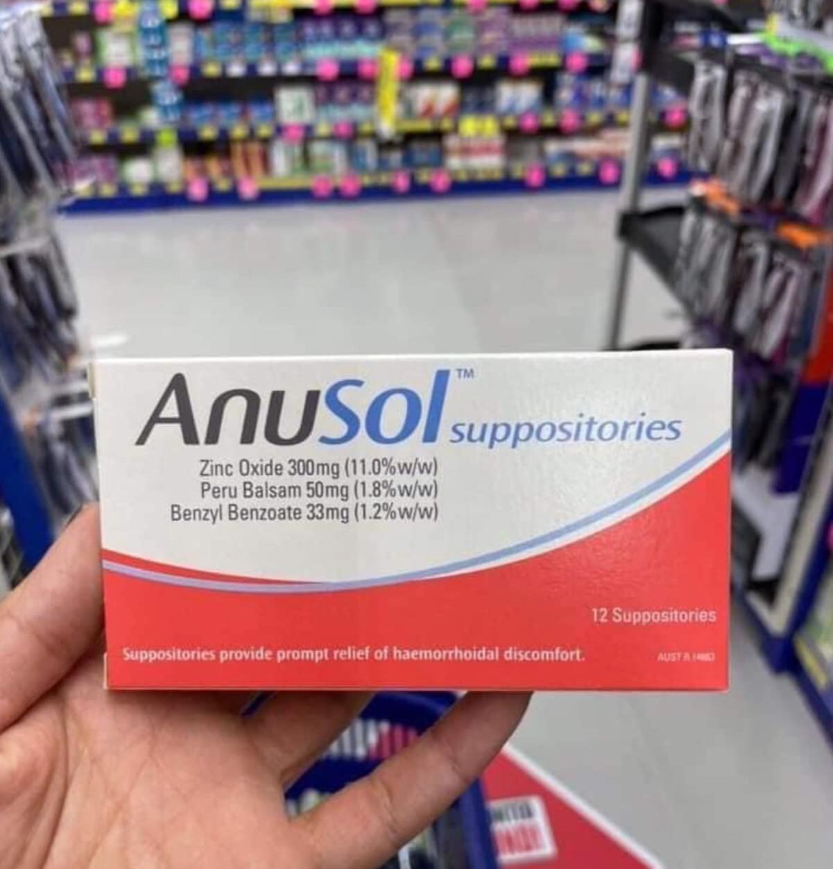 Hộp đặt trĩ úc anusol