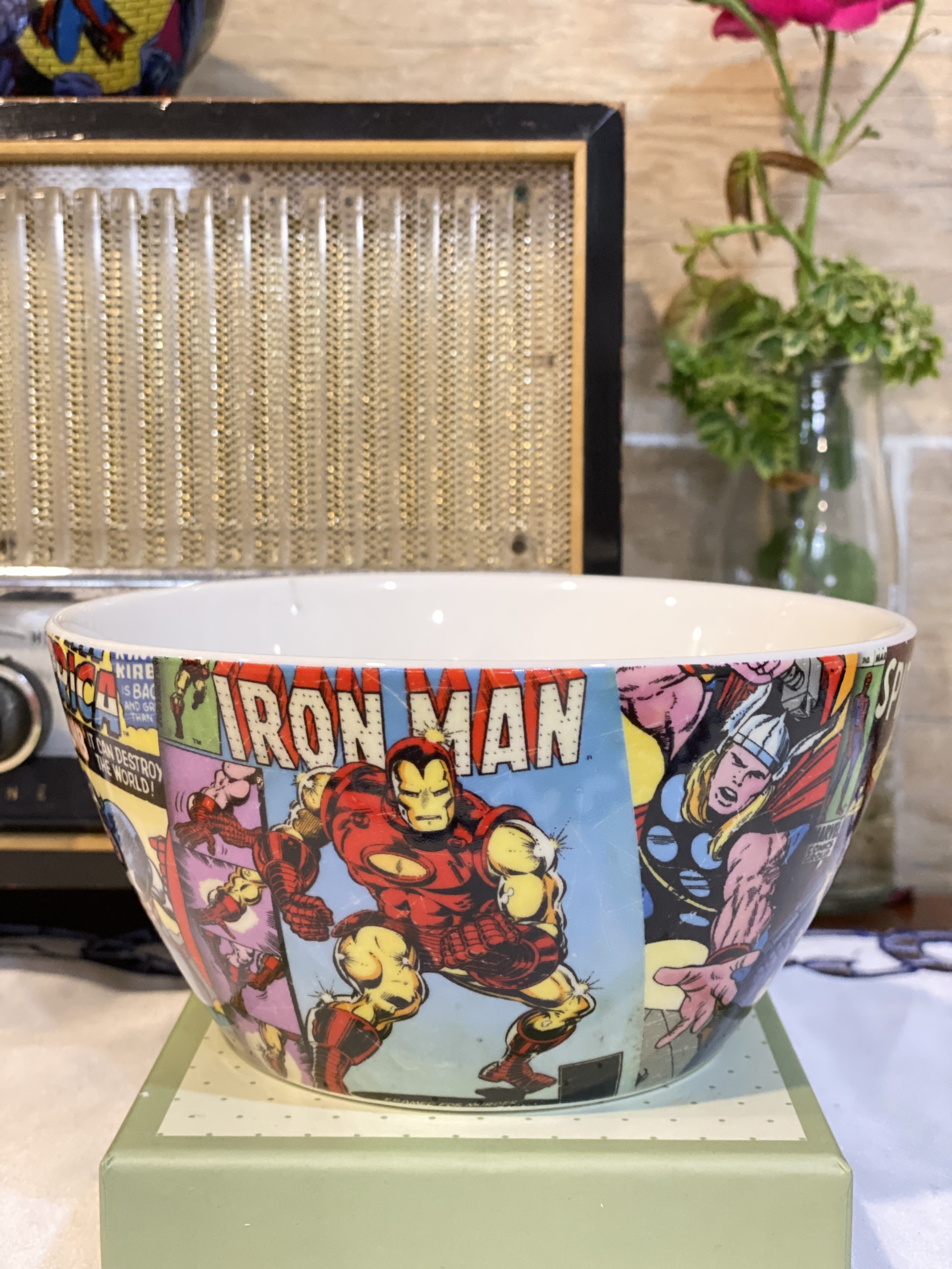 Chính Hãng Marvel - Bộ hai chén truyện tranh Marvel- Marvel Comic Bowl