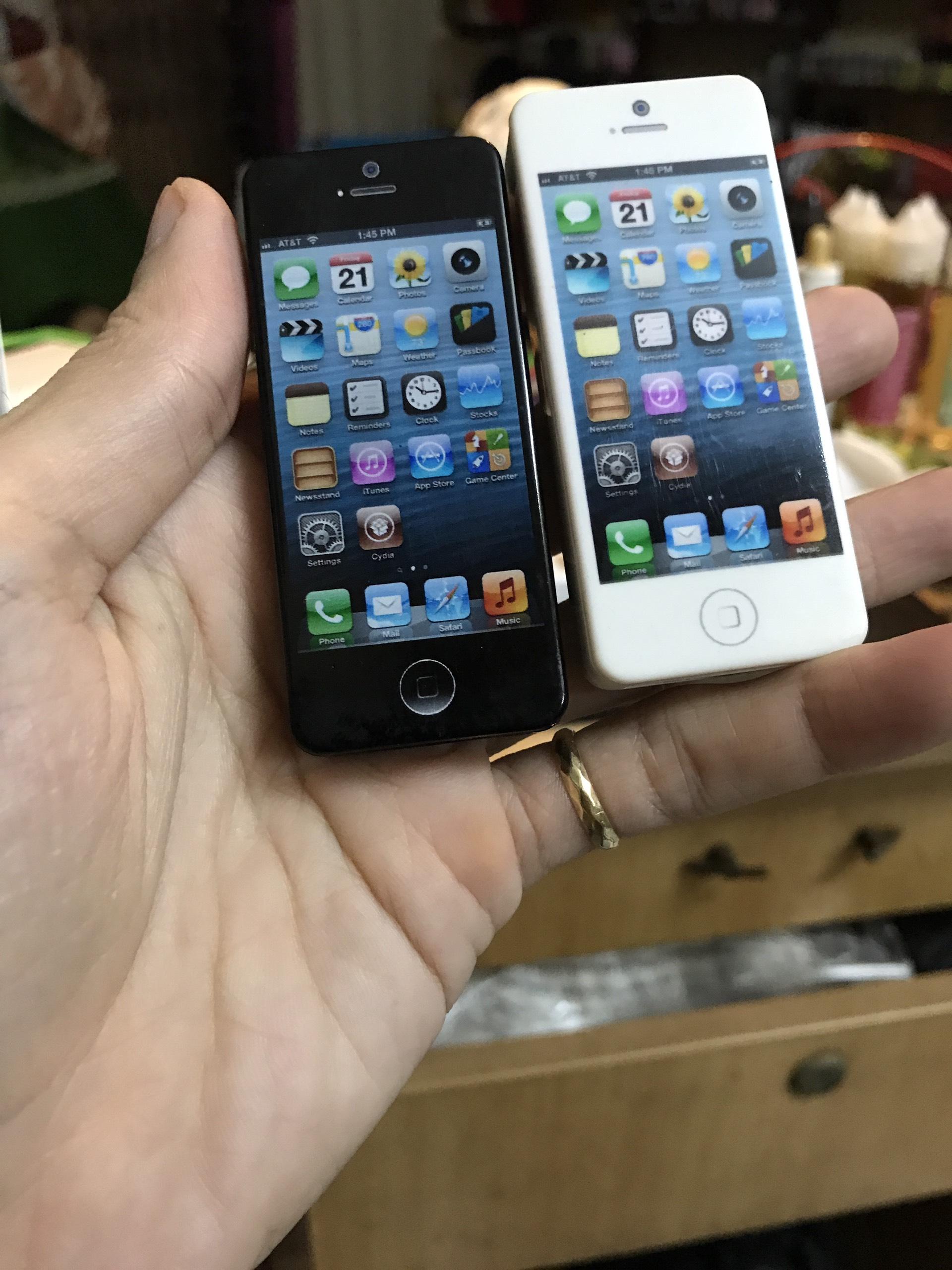 Bật Lửa Hình Iphone Kiêm Khui Bia