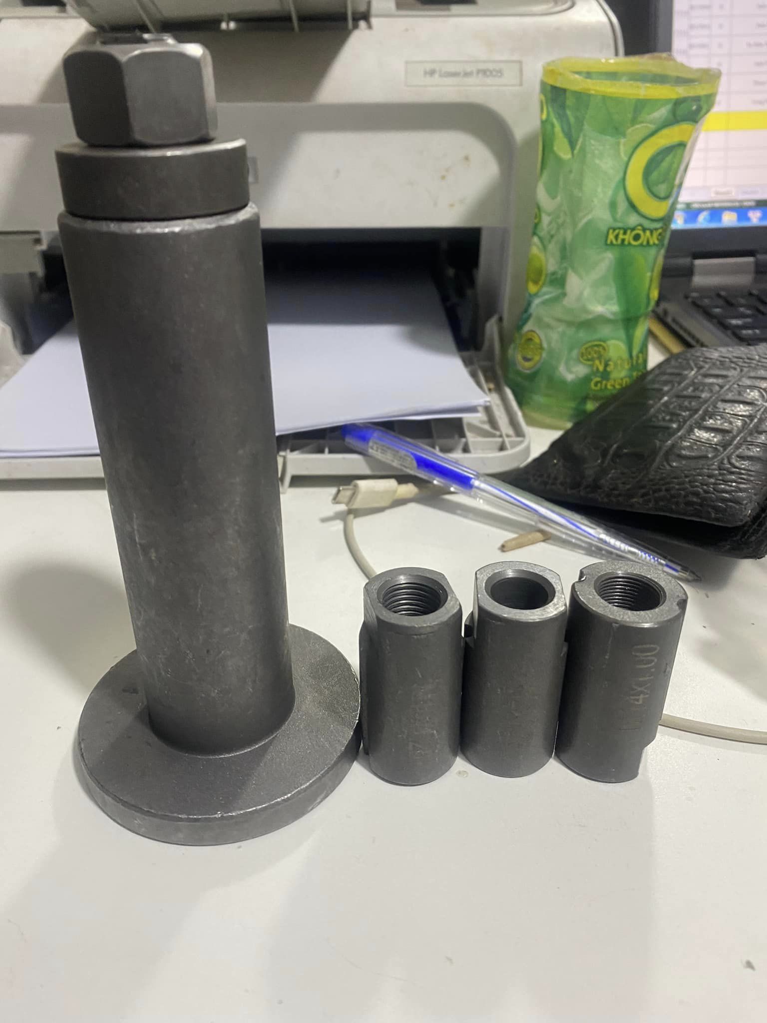 BỘ CẢO RÚT DÊN VÀO LỐC MÁY ( vam biên vào vách máy)