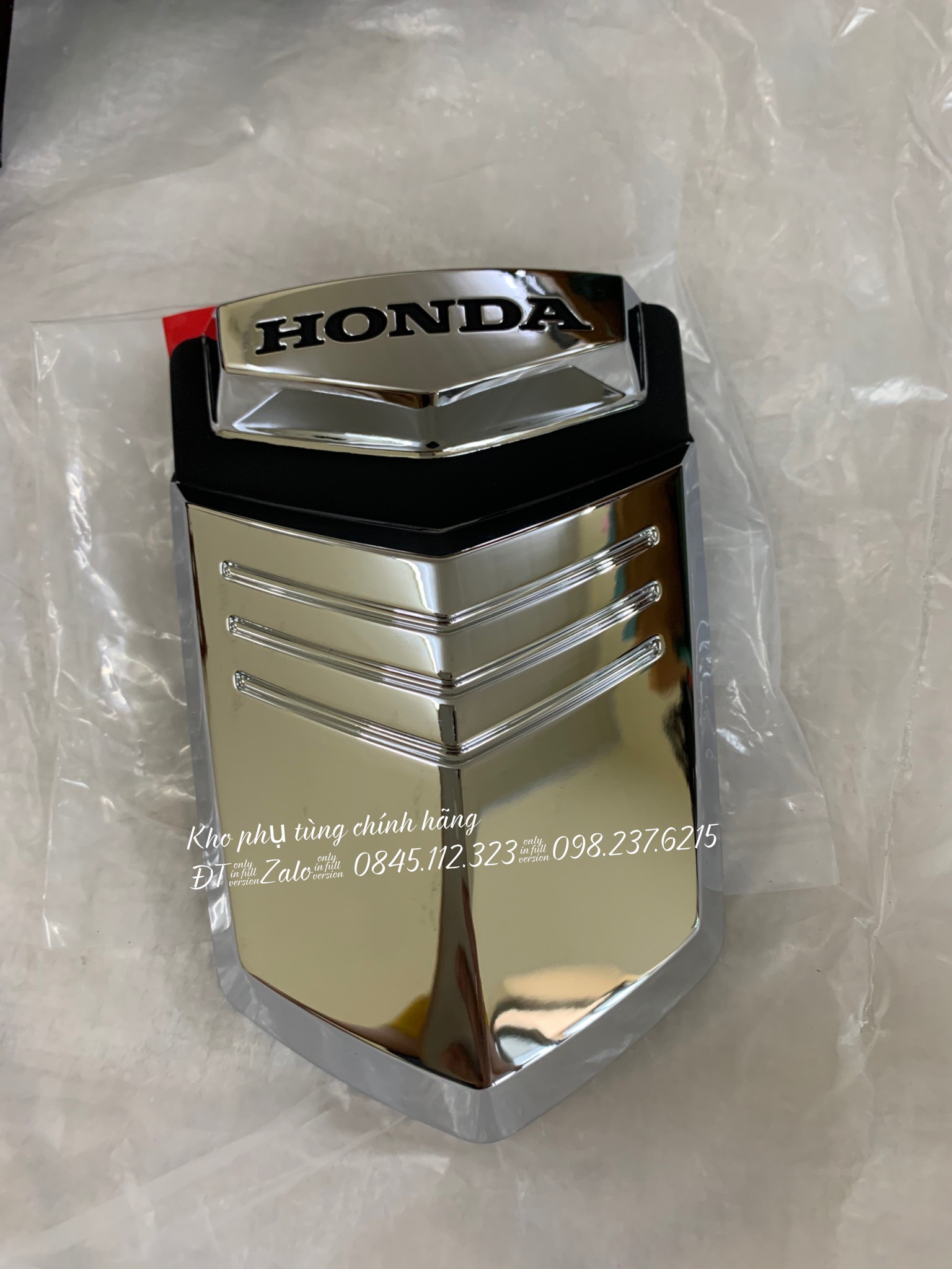 Logo mặt nạ xe dream 100