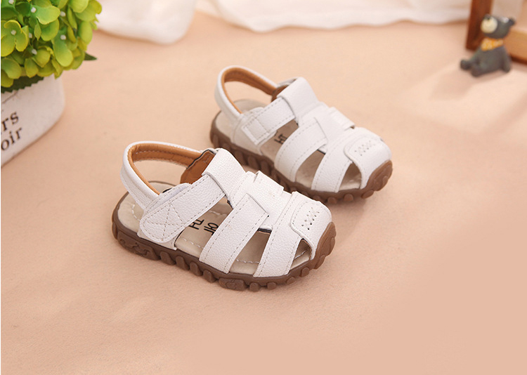 Giày sandal cho bé trai Size 21-30 RS140 (Trắng)