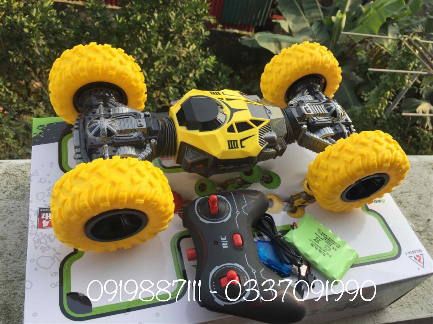 Xe điều khiển địa hình 581A - 12