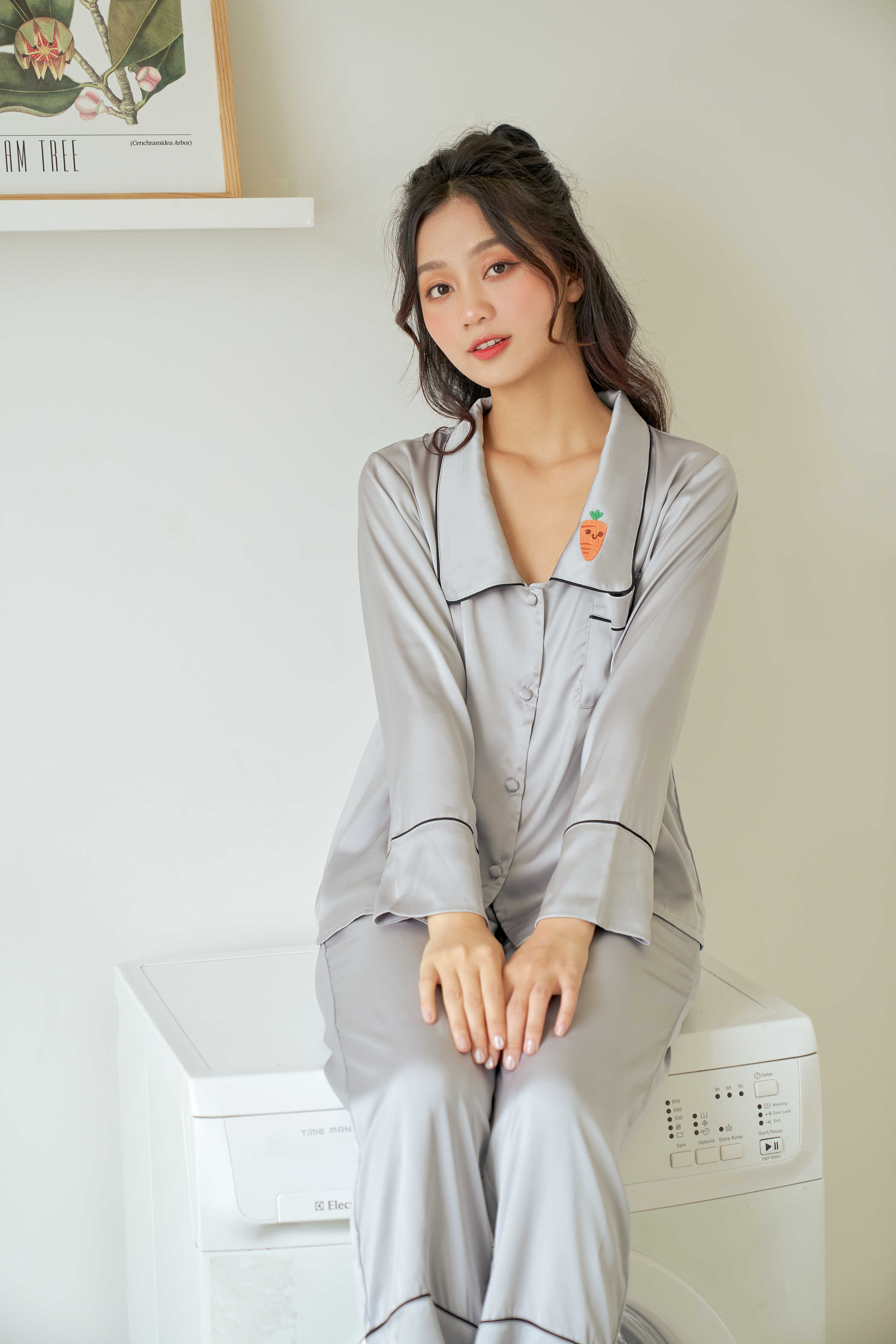 VIBES Đồ bộ mặc nhà nữ pijama dài tay Lụa cao cấp Long Sleeve Py Set