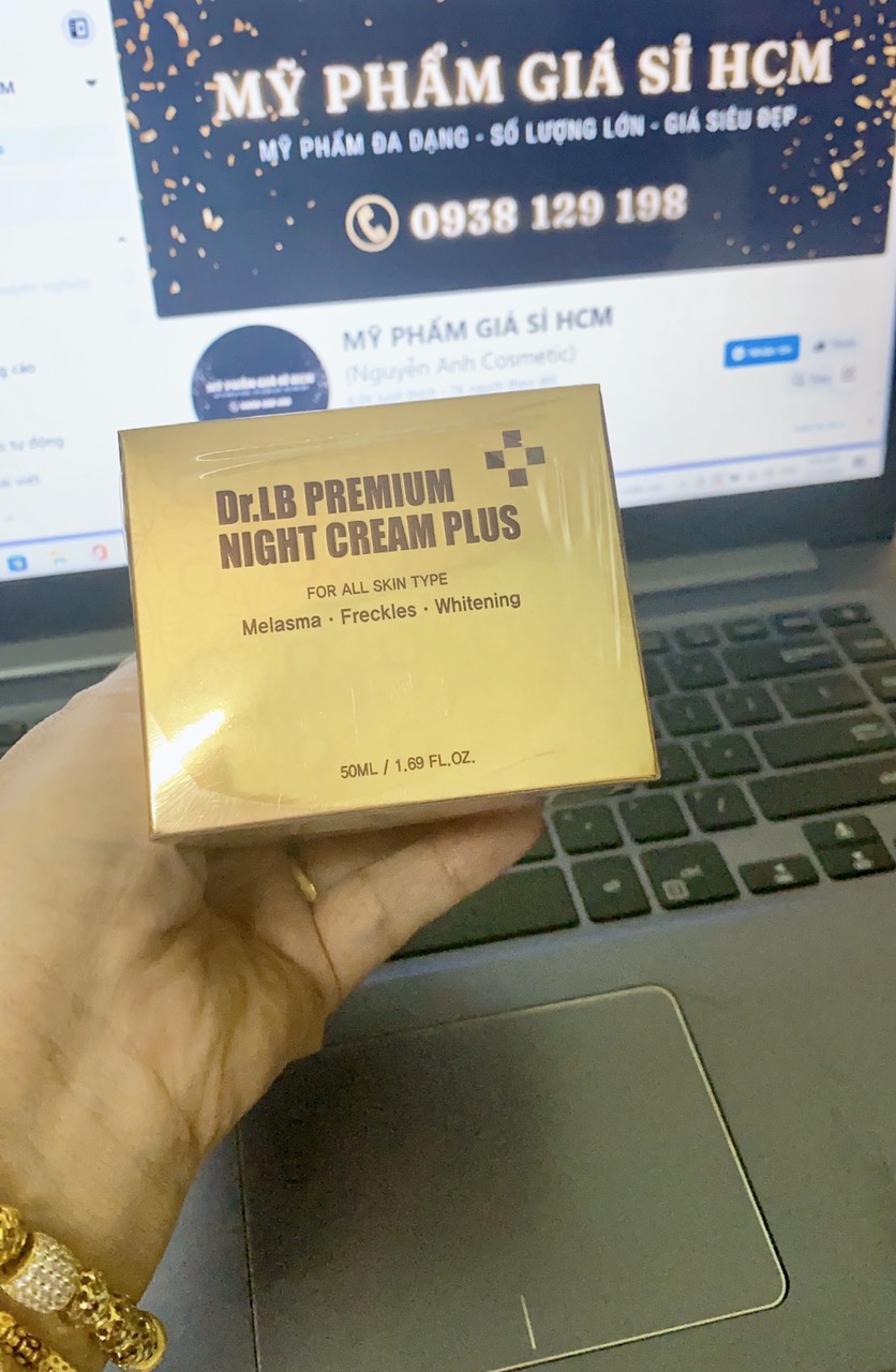 KEM DƯỠNG TRẮNG BAN NGÀY DR.LB