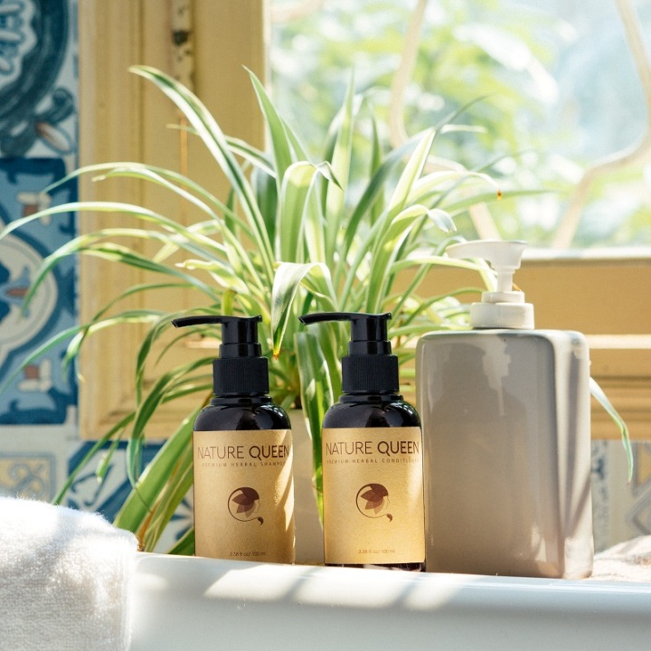 [HCM]Bộ dầu gội dầu xả Nature Queen 100ml