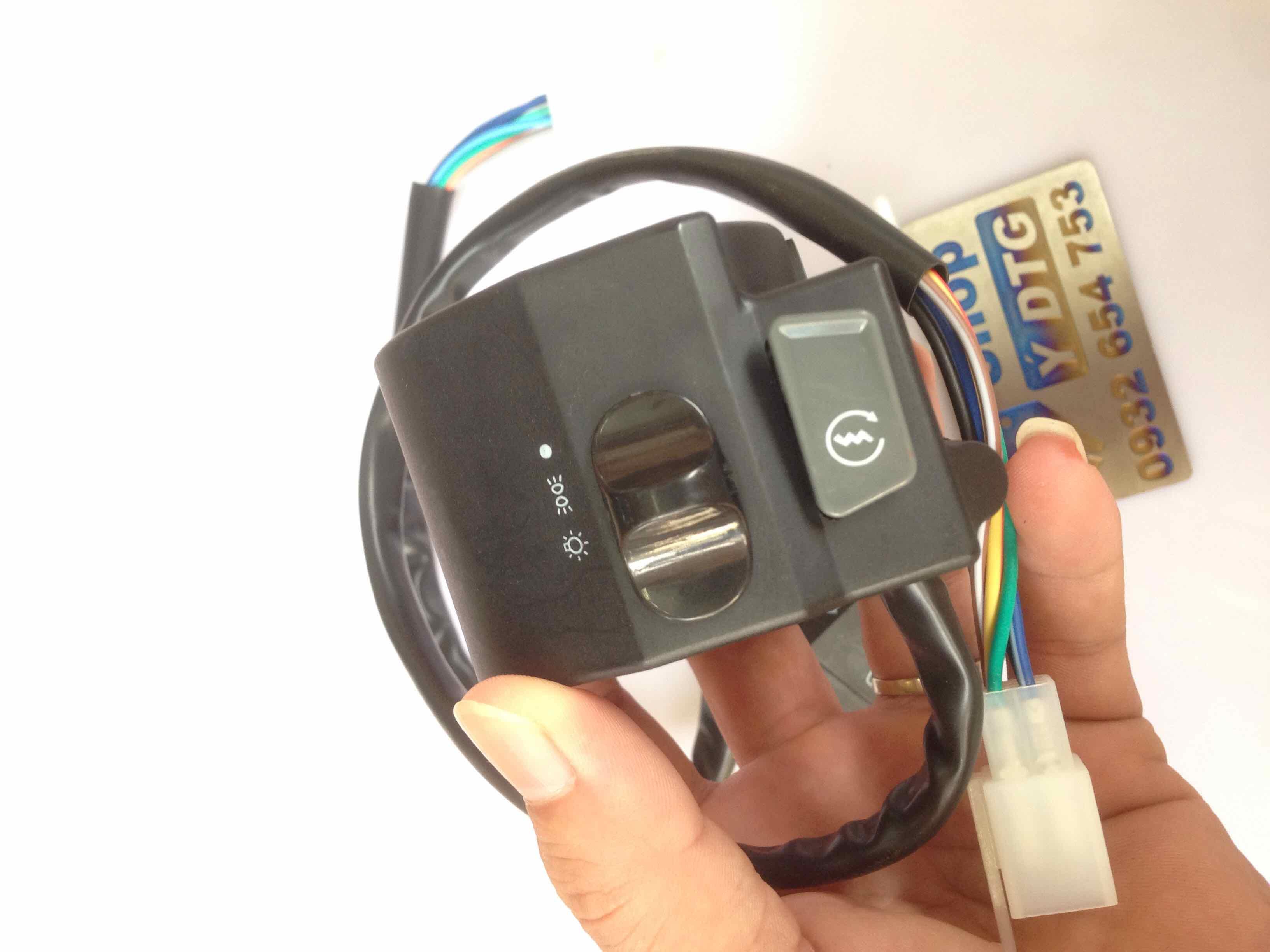 Cùm Công Tắc Sirius