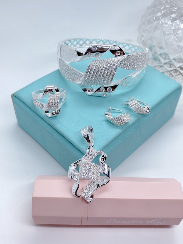 Bộ vòng bạc cao cấp