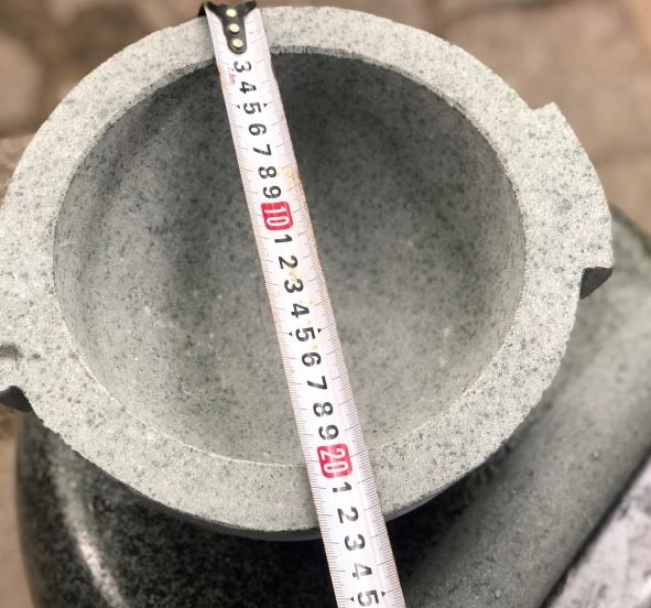 bộ sản phẩm cối đá + chày đá đường kính 22cm