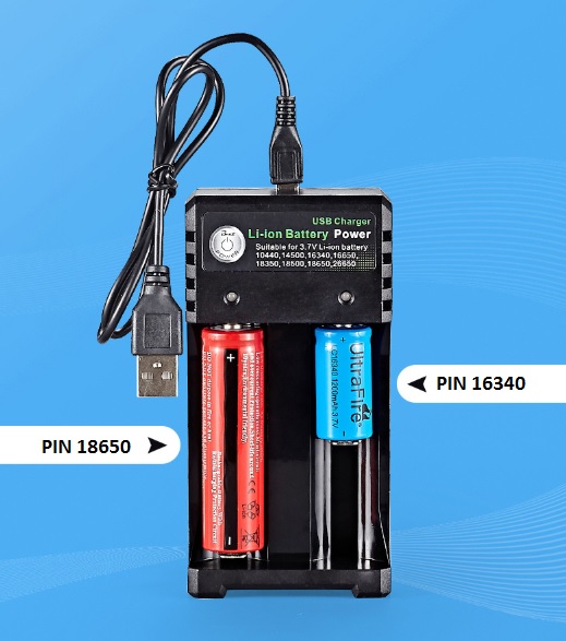 Sạc Pin 18650 Cao Cấp ( Có Đèn Báo Khi Sạc Đầy )[TP.HCM]