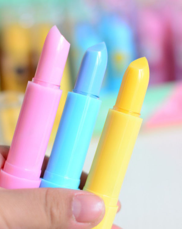 SON GIÓ DƯỠNG TRÁI CÂY GIÚP LÀM HỒNG MÔI VÀ CĂNG MỌNG MÔI