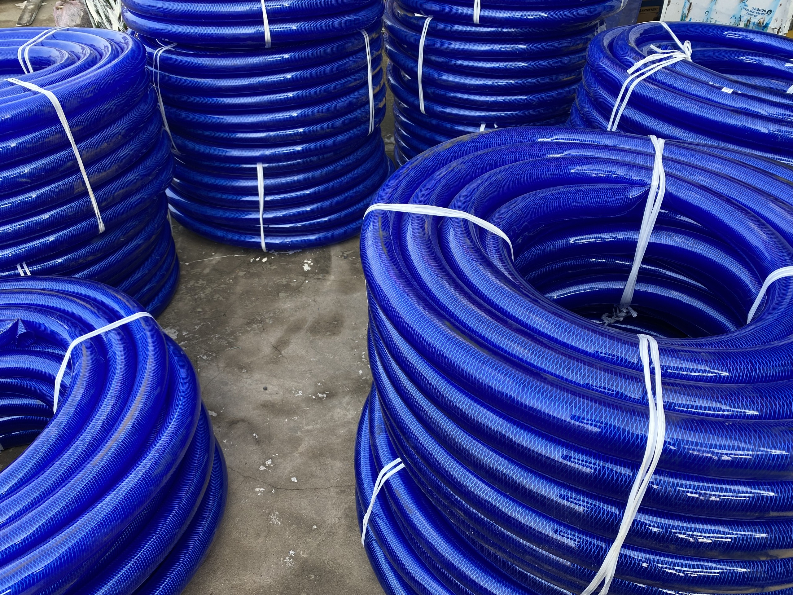 Ống lưới xanh cuộn 10KG (Phi 20, 25, 30)