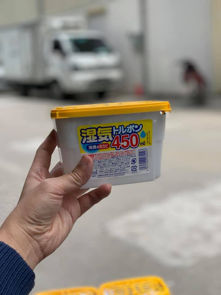 Hộp hút ẩm 450ml hàng Nhật
