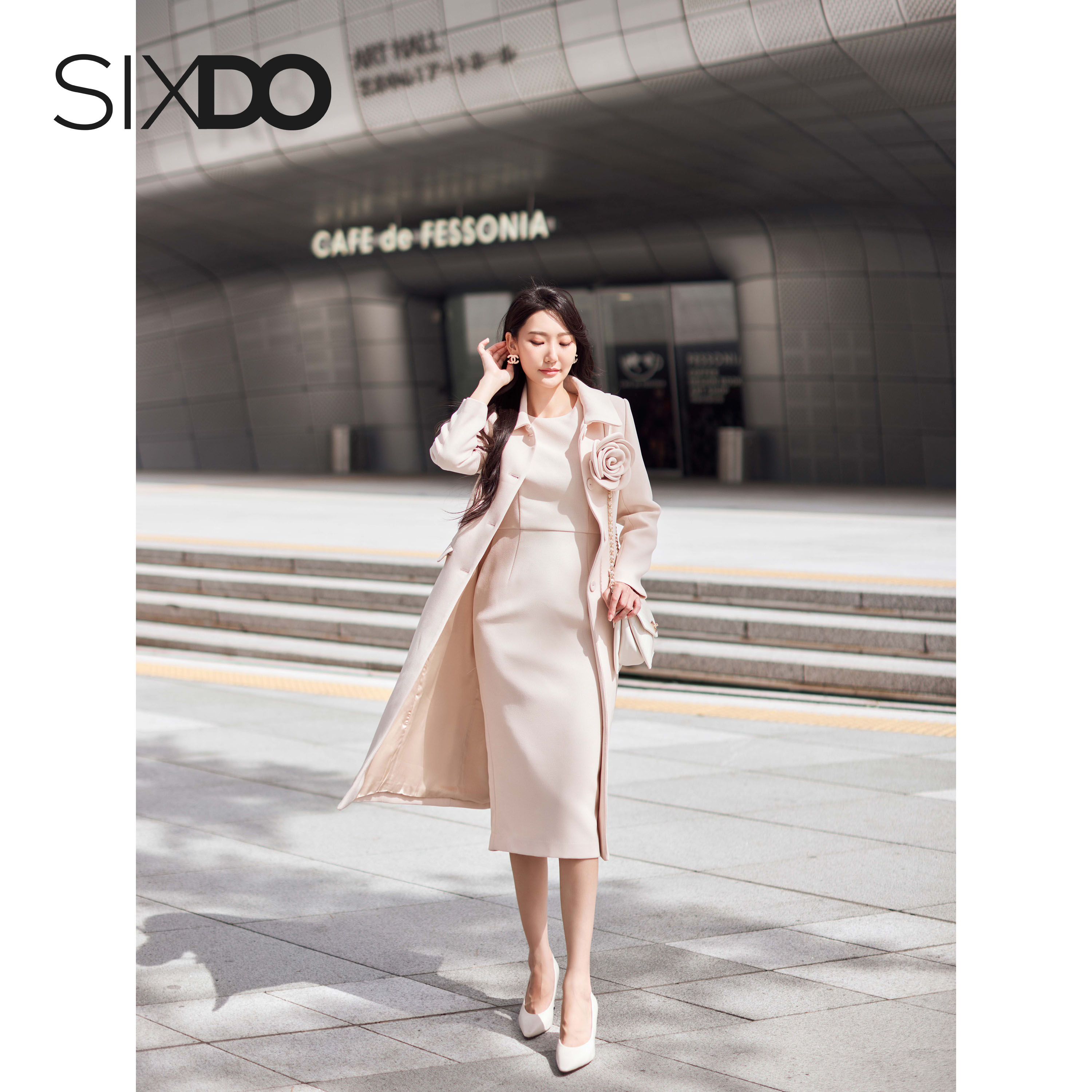 Đầm be dáng ôm thanh lịch SIXDO (Beige Midi Woven Dress)