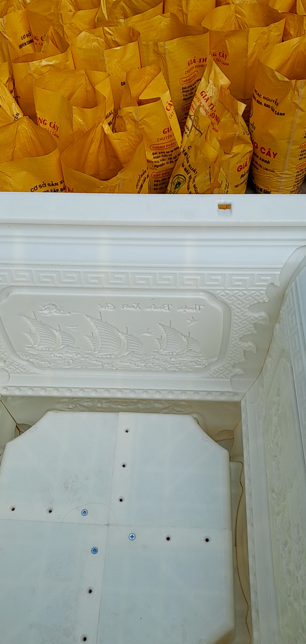 Khuôn chậu vuông 70 chân liền nhựa abs siêu dày