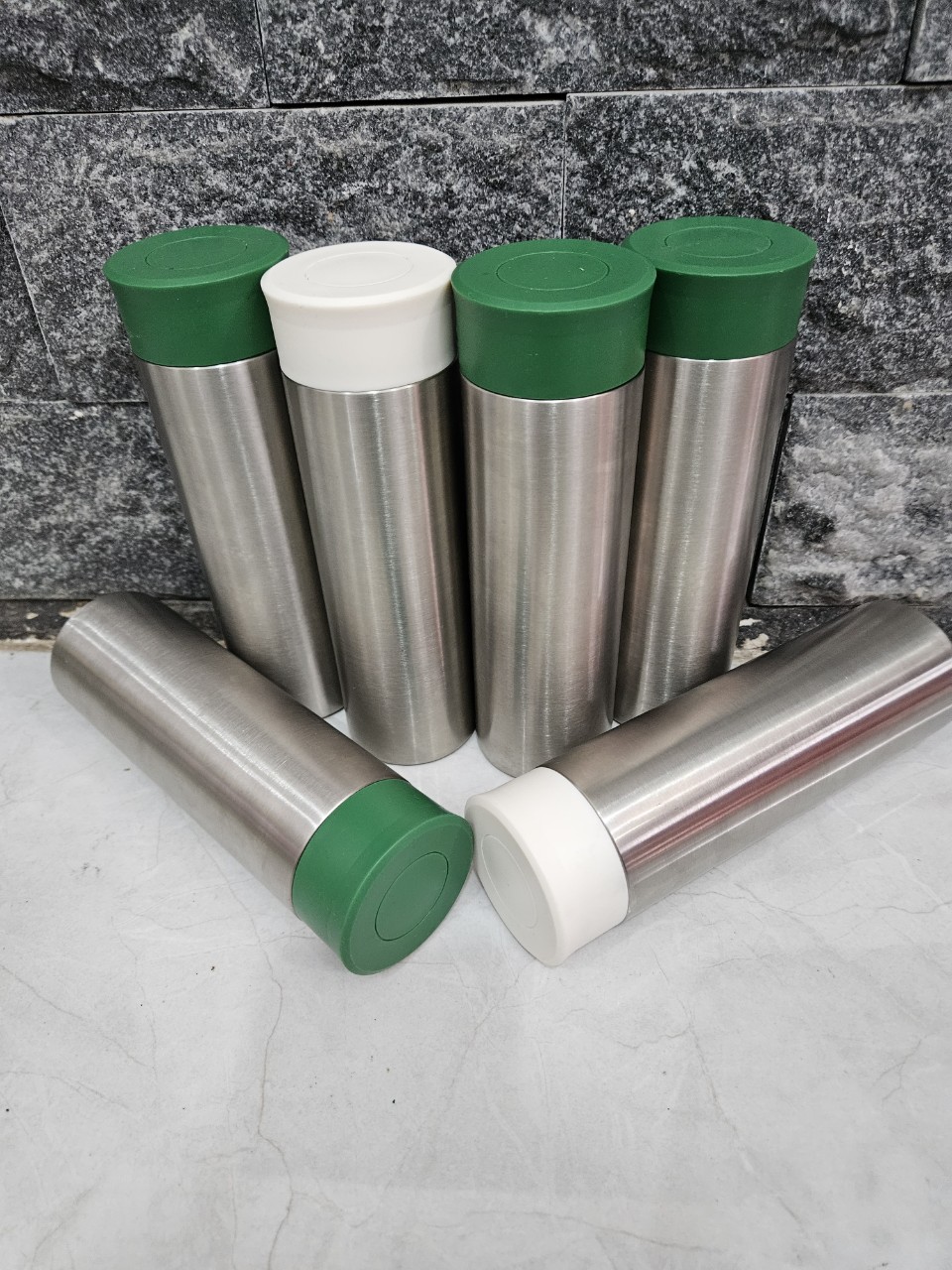 Bình inoc 304 giữ nhiệt thanh lí siêu thị Nhật 270ml