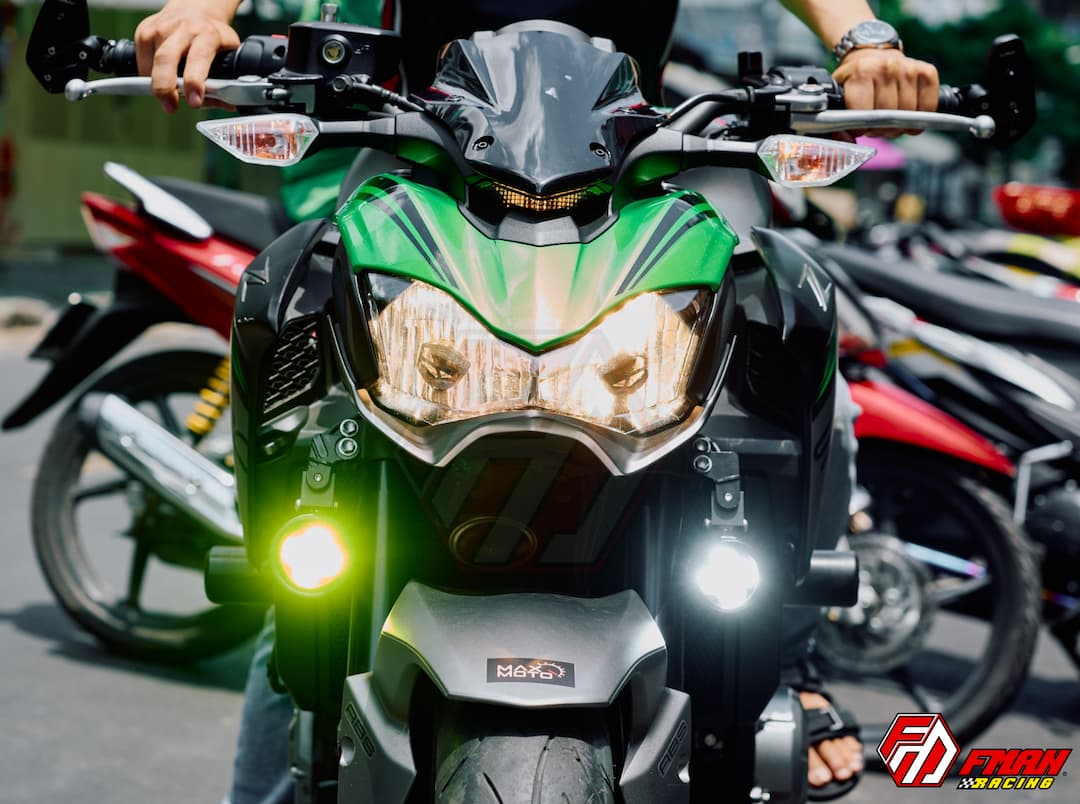 ĐÈN TRỢ SÁNG LED TUN R4 CHÍNH HÃNG