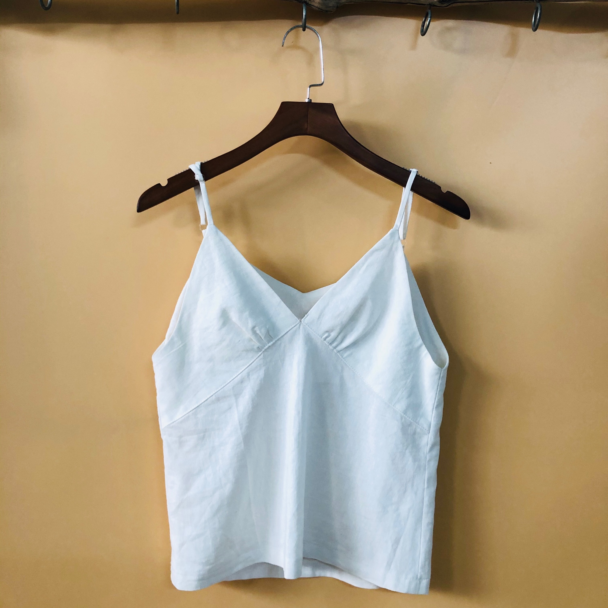 Áo 2 dây Linen